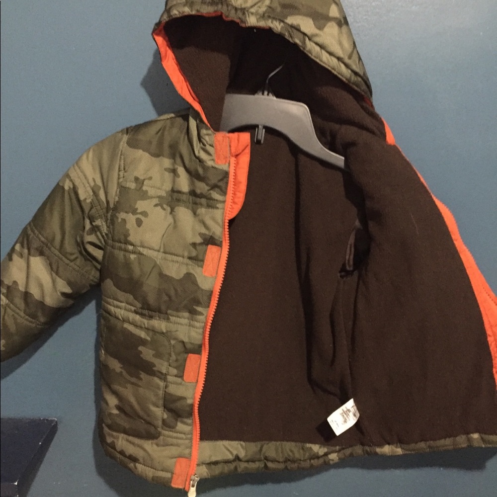 WINTER COAT - Picture 4 of 8